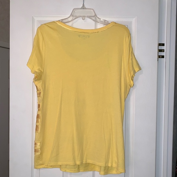 Yellow Ribbon Top - Picture 2 of 4
